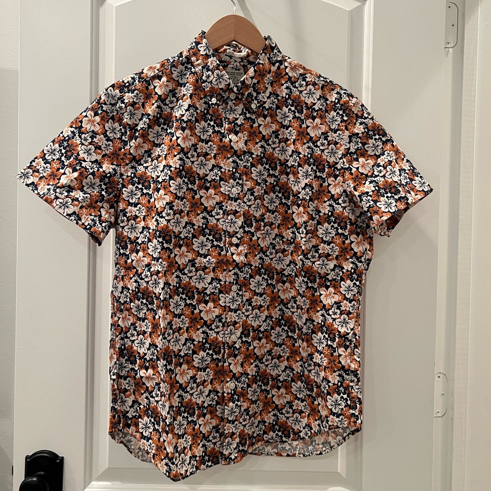 J. Crew - Men’s Short Sleeve Button Down - Navy Floral